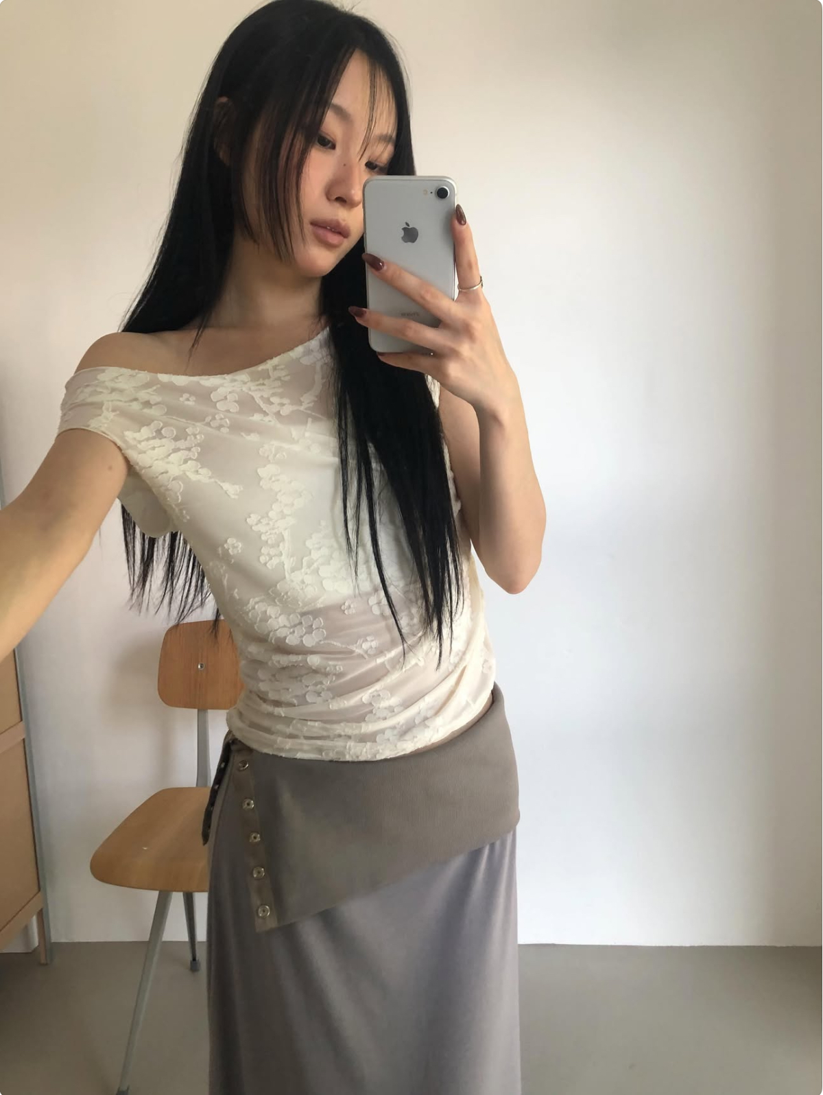 vlemma korean-ruched-lace-drape-neck-top 極簡設計感針織上衣襯衫 - 棕
