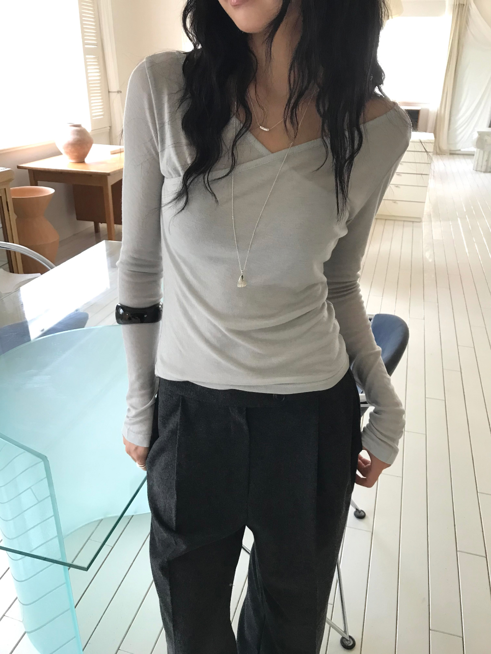 vlemma wool-blend-v-neck-drop-shoulder-top 極簡設計感針織上衣襯衫 - 深灰
