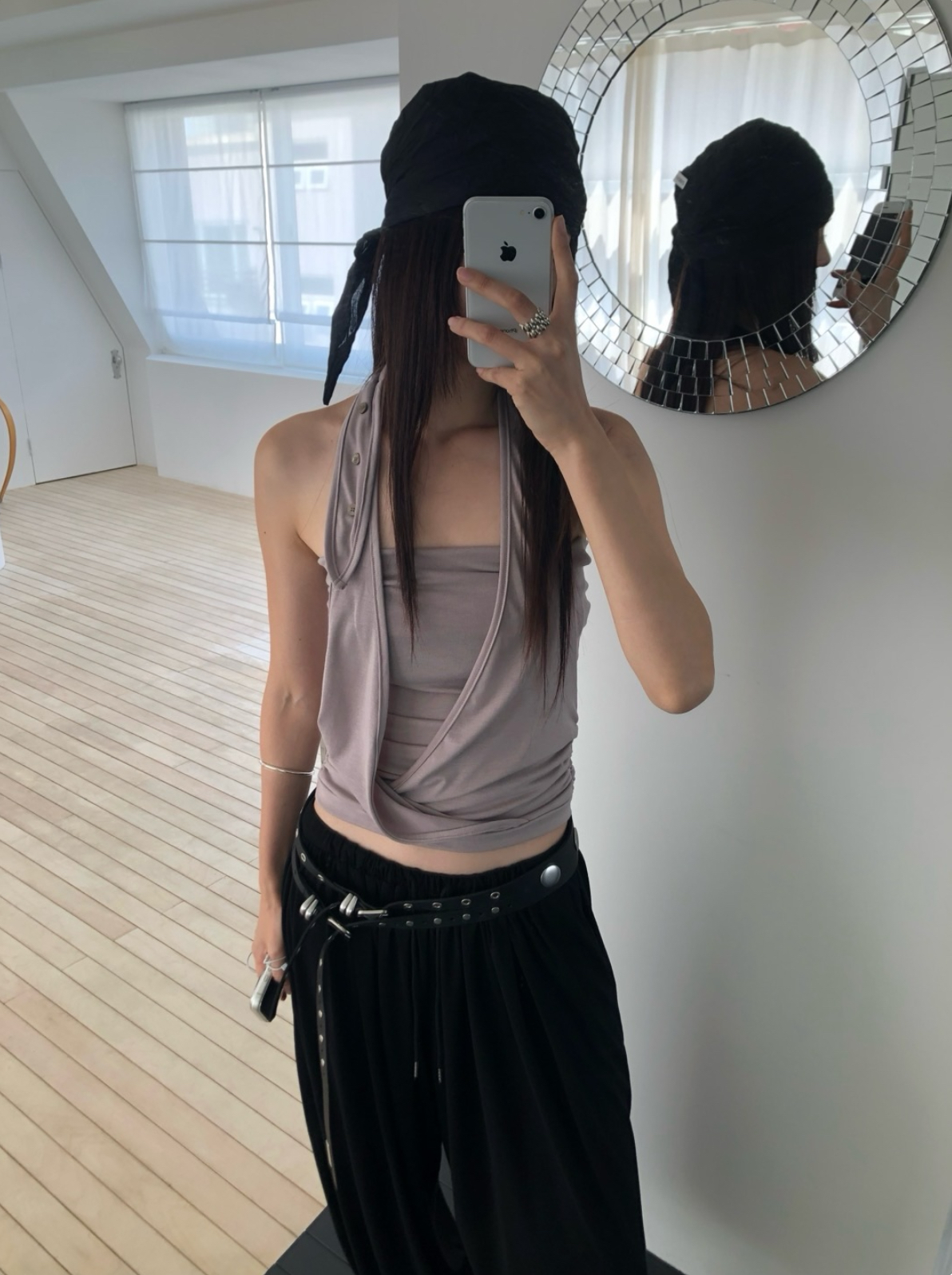 vlemma button-halter-cross-ruched-tube-top 極簡設計感針織上衣襯衫 - 碳灰