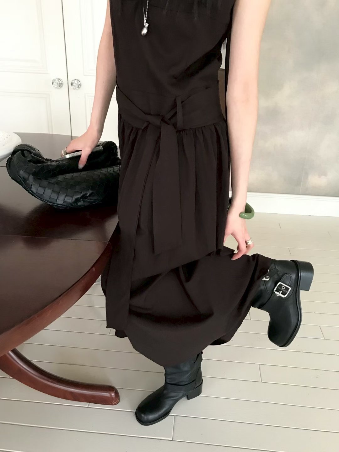 vlemma lace-trim-ruched-v-neck-maxi-dress 清冷風設計感洋裝連身裙 - 白