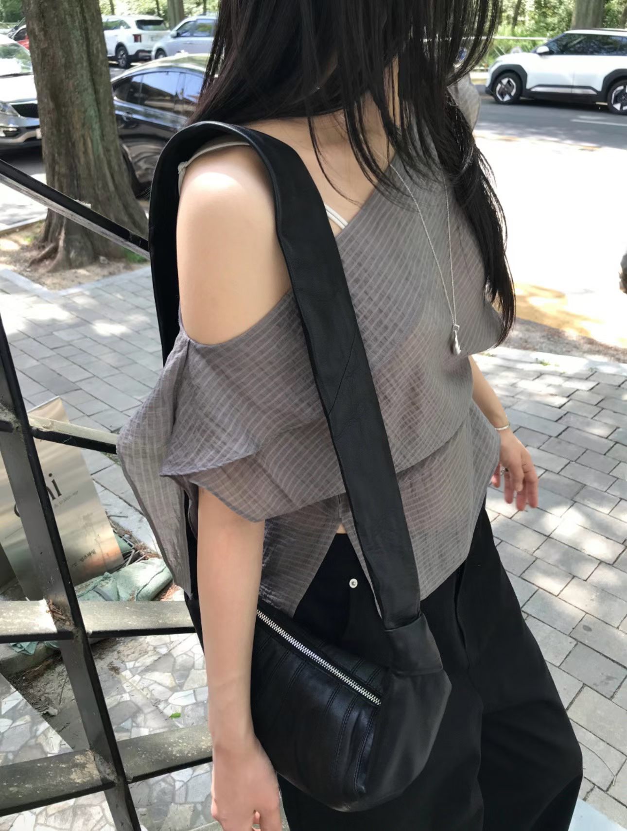 vlemma one-shoulder-layered-ruffle-chiffon-blouse 極簡設計感針織上衣襯衫 - 白