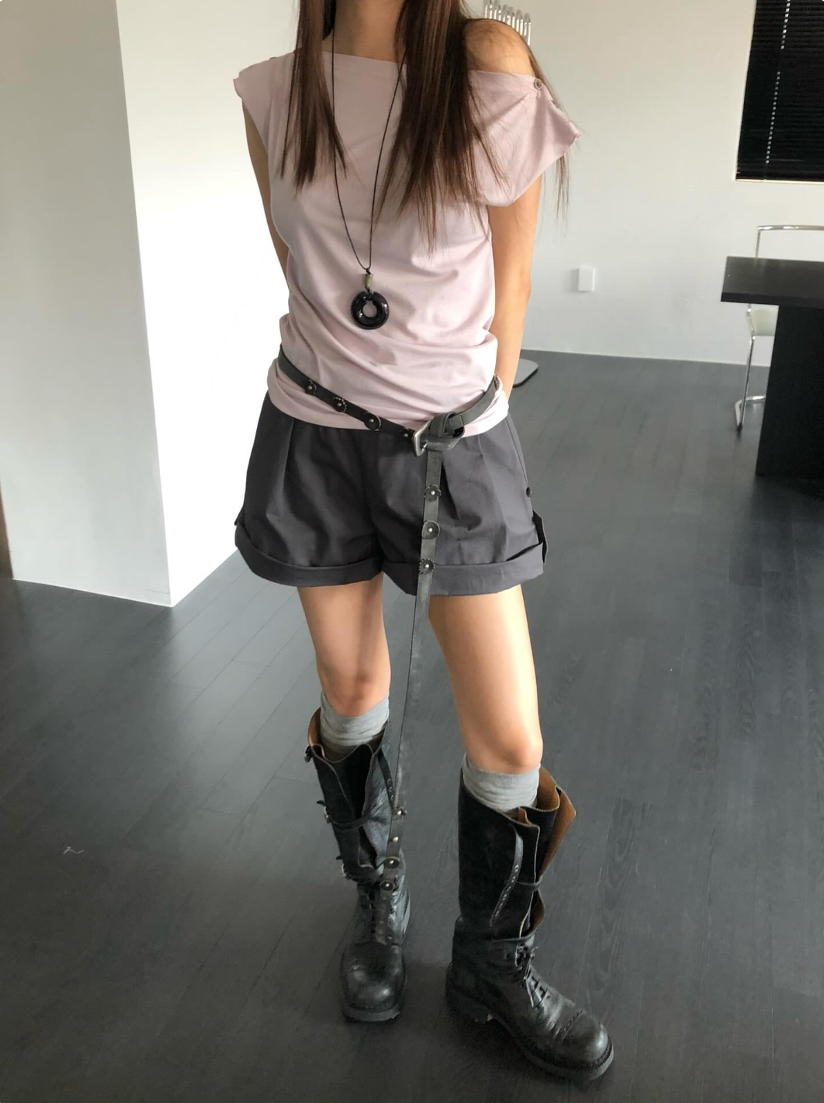 vlemma korean-draped-boat-neck-sleeveless-top 極簡設計感針織上衣襯衫 - 白