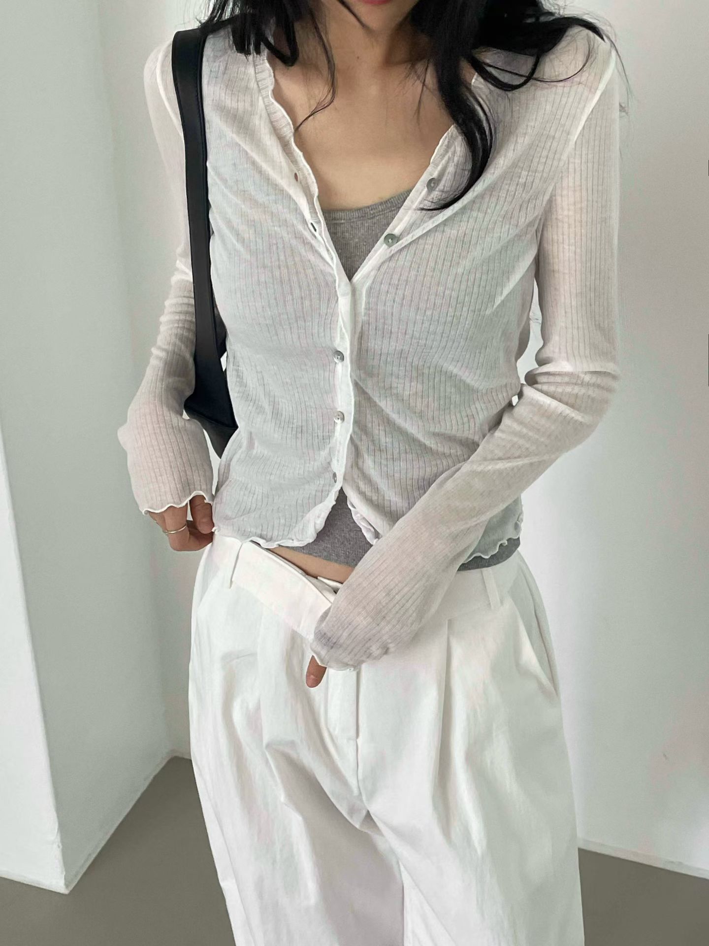 vlemma design-ruched-lettuce-trim-sheer-top 清冷風設計感大衣外套 - 白