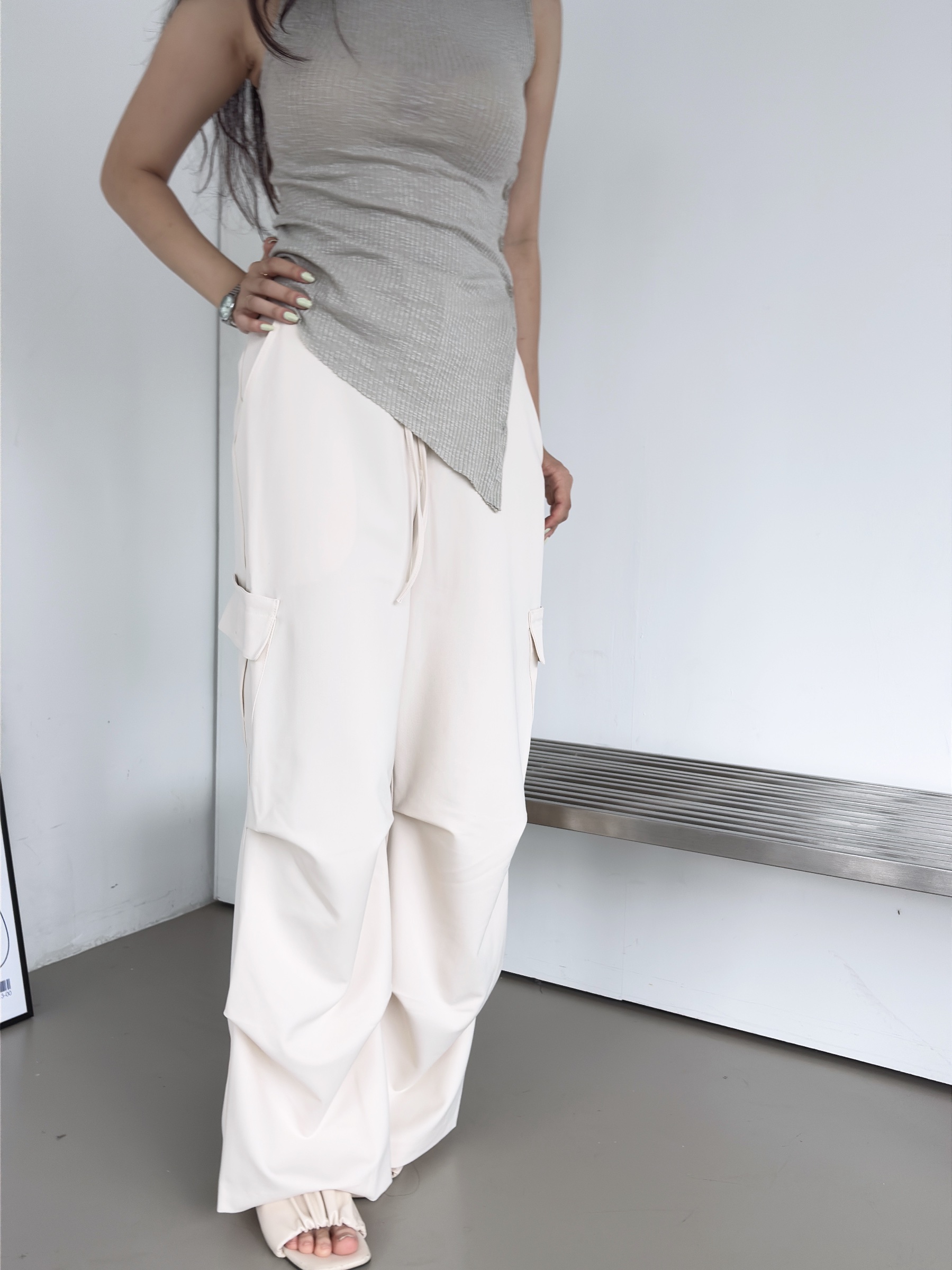 vlemma slouchy-drawstring-gorpcore-cargo-pants 小眾剪裁設計感褲裙長褲 - 奶油白