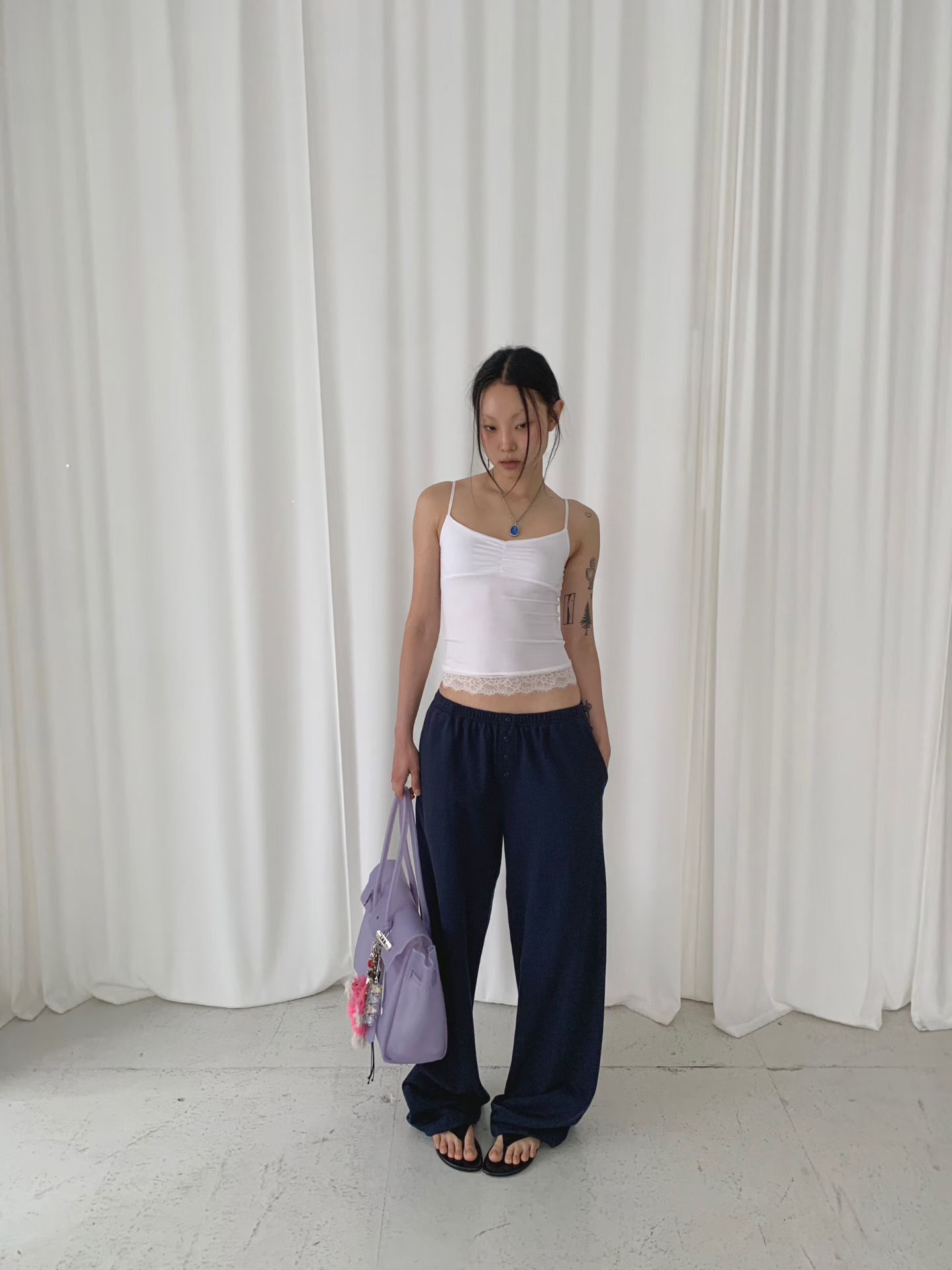 vlemma lace-trim-cami-top-ruched 極簡設計感針織上衣襯衫 - 白