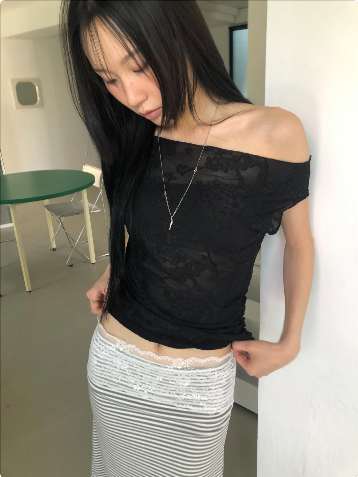 vlemma korean-ruched-lace-drape-neck-top 極簡設計感針織上衣襯衫 - 棕