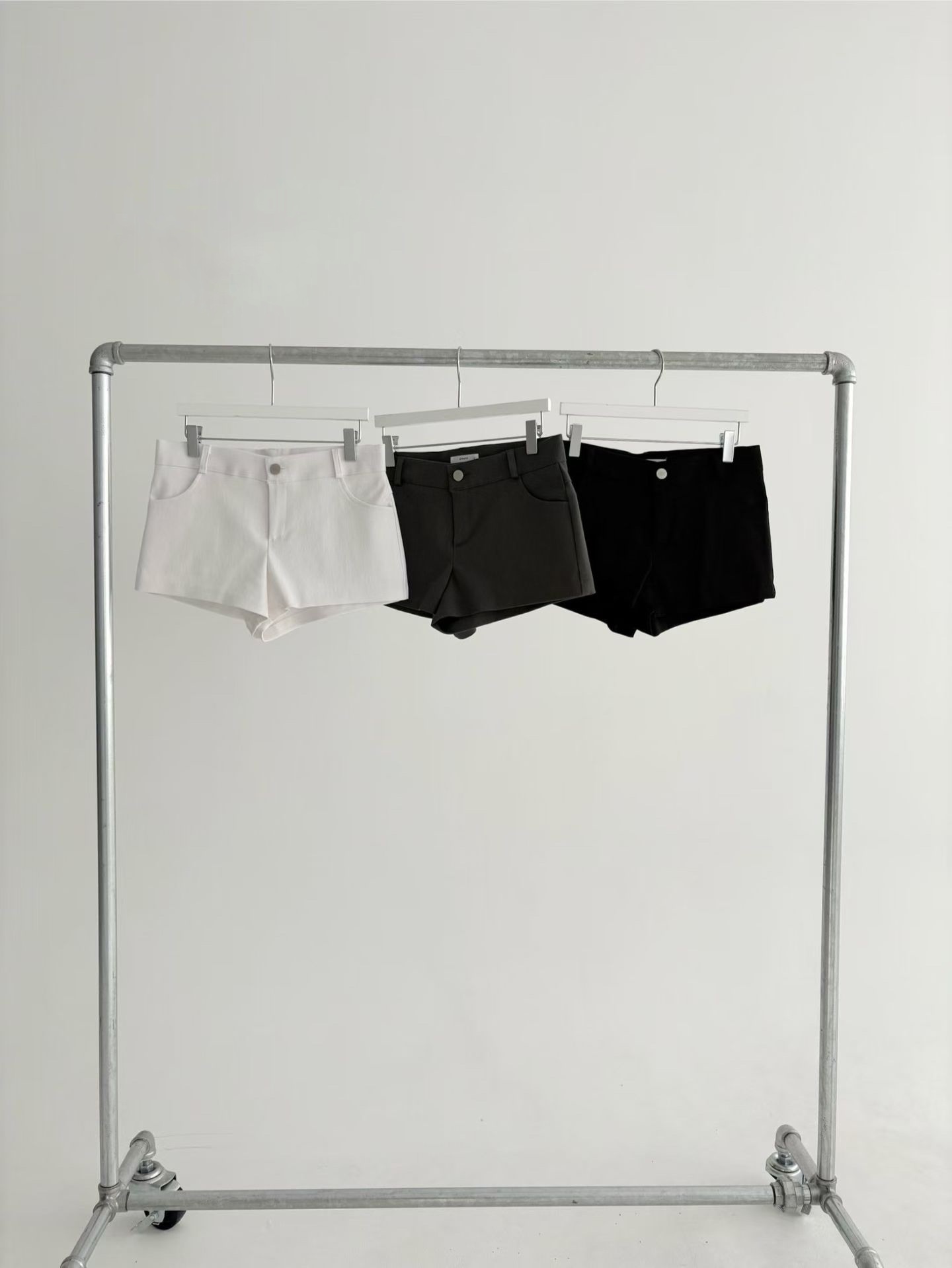 vlemma slim-fit-casual-shorts-womens 小眾剪裁設計感褲裙長褲 - 白