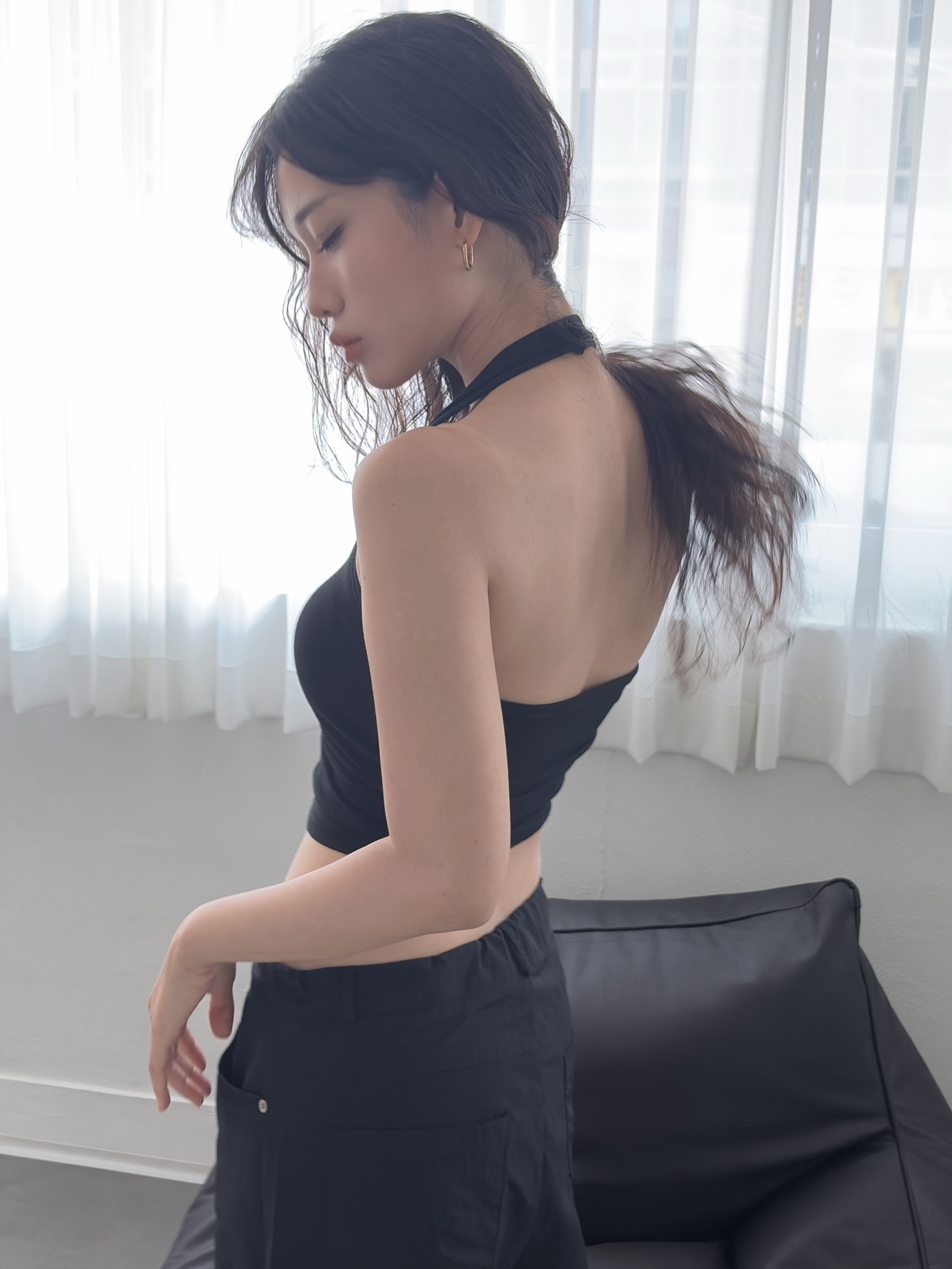 vlemma y2k-cropped-halter-ribbed-top 極簡設計感針織上衣襯衫 - 藍