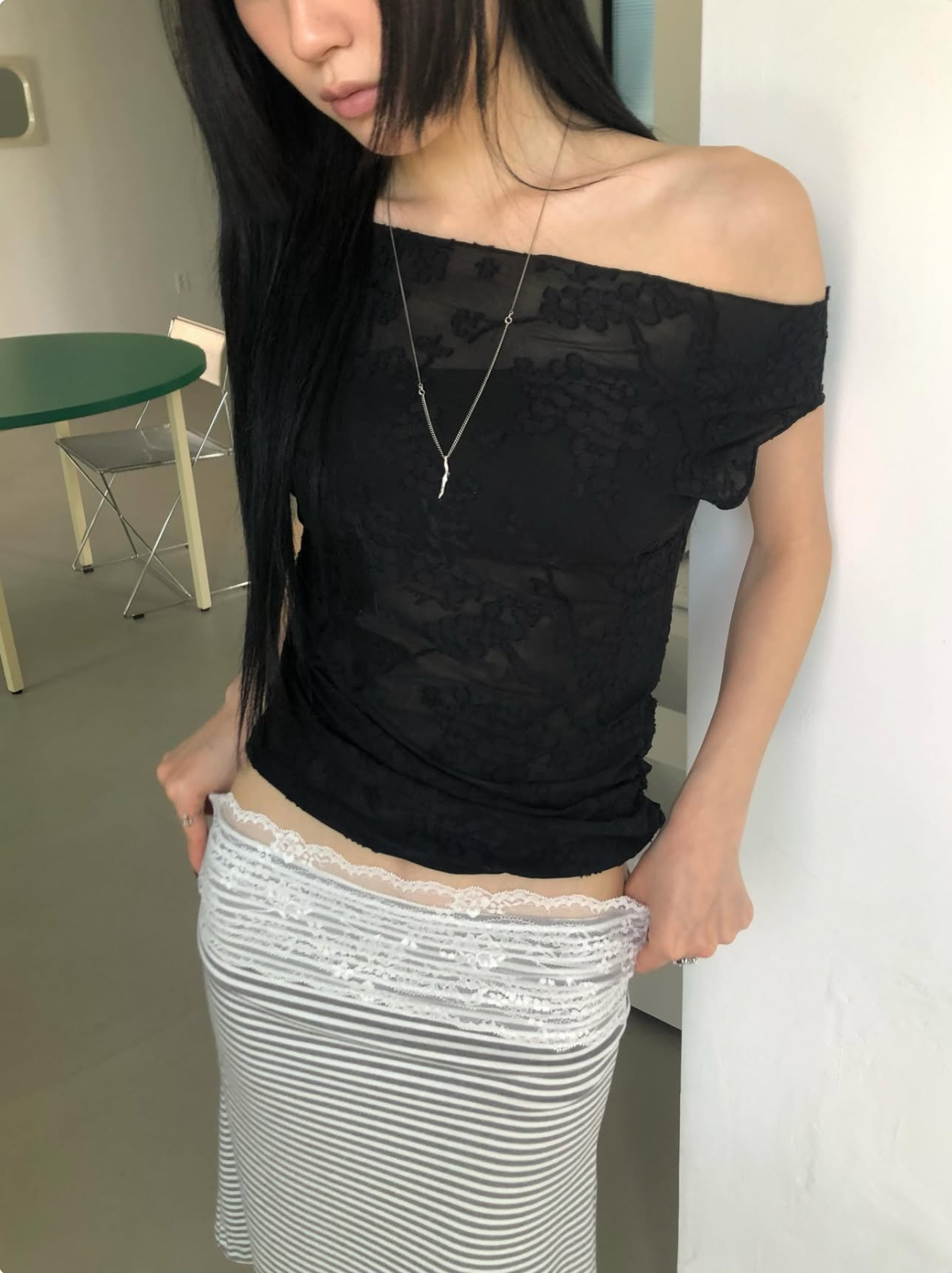 vlemma korean-ruched-lace-drape-neck-top 極簡設計感針織上衣襯衫 - 棕