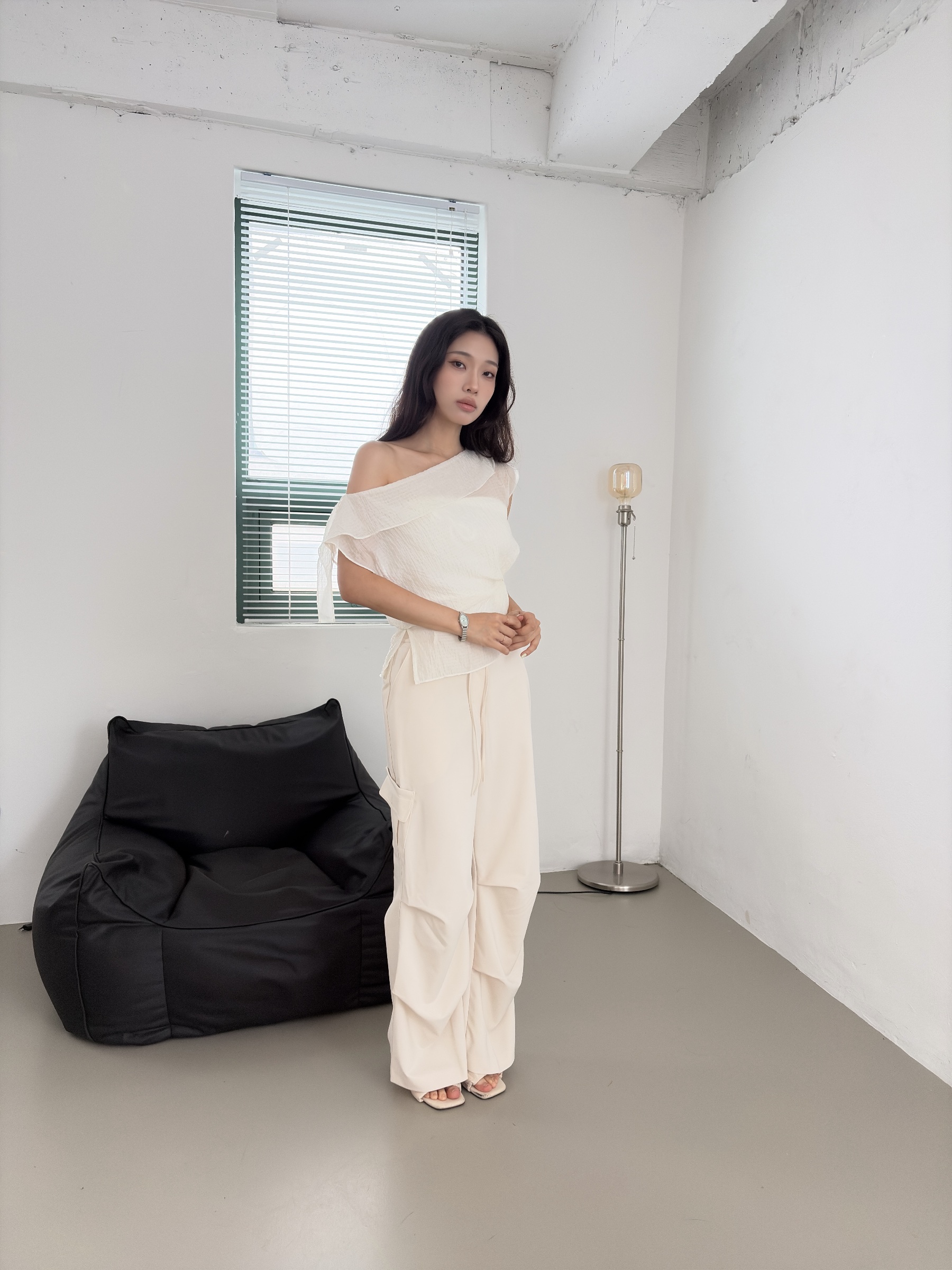 vlemma slouchy-drawstring-gorpcore-cargo-pants 小眾剪裁設計感褲裙長褲 - 奶油白
