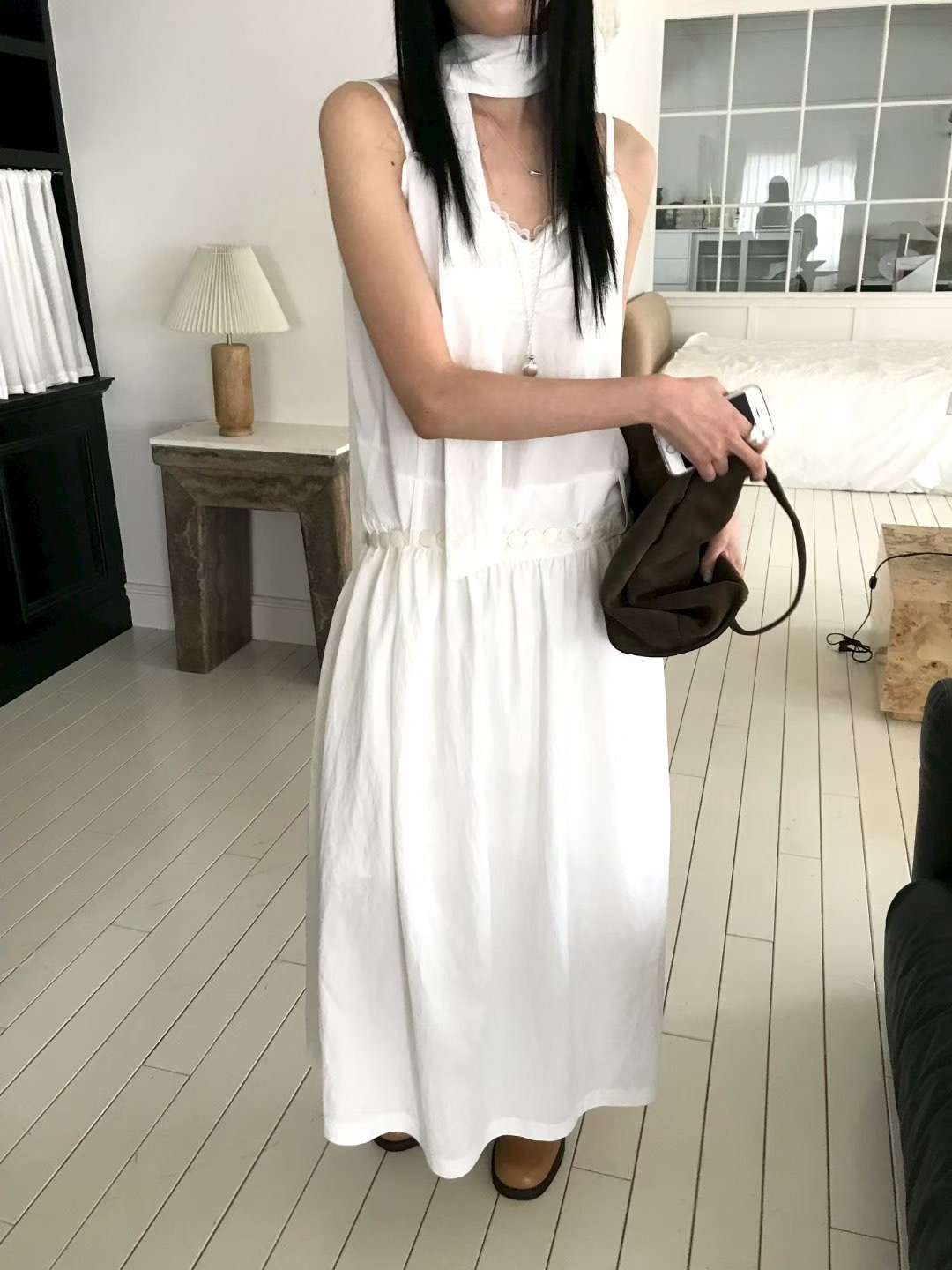 vlemma lace-trim-ruched-v-neck-maxi-dress 清冷風設計感洋裝連身裙 - 白