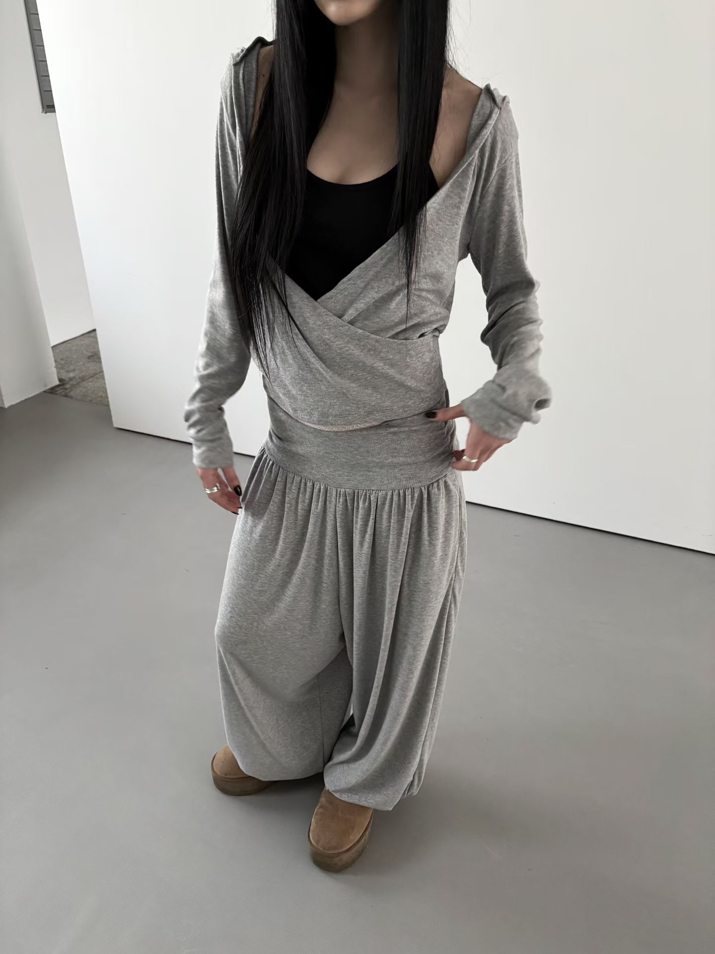 不論是運動健身後外搭，還是日常約會穿搭，都能展現滿滿的柔美個性。