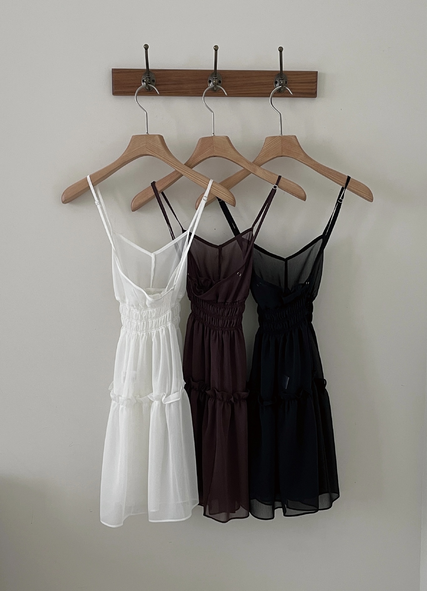 vlemma ruffled-tiered-backless-chiffon-sundress 清冷風設計感洋裝連身裙 - 酒紅