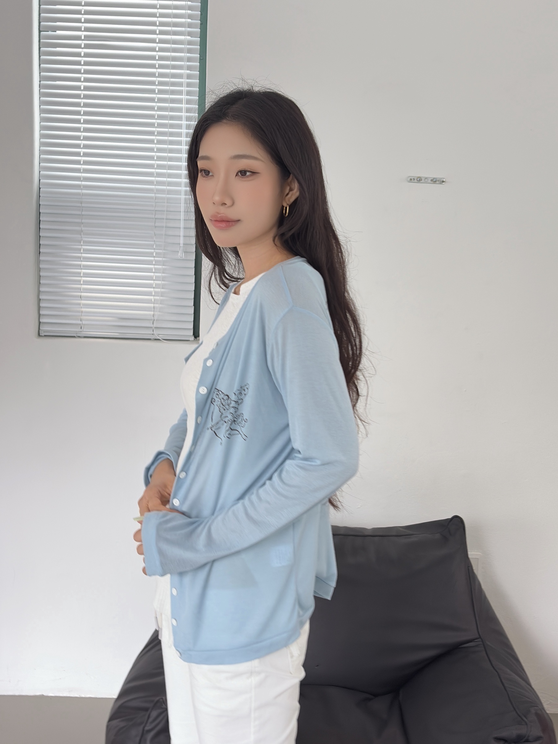 vlemma korean-sheer-button-down-graphic-top 清冷風設計感大衣外套 - 藍