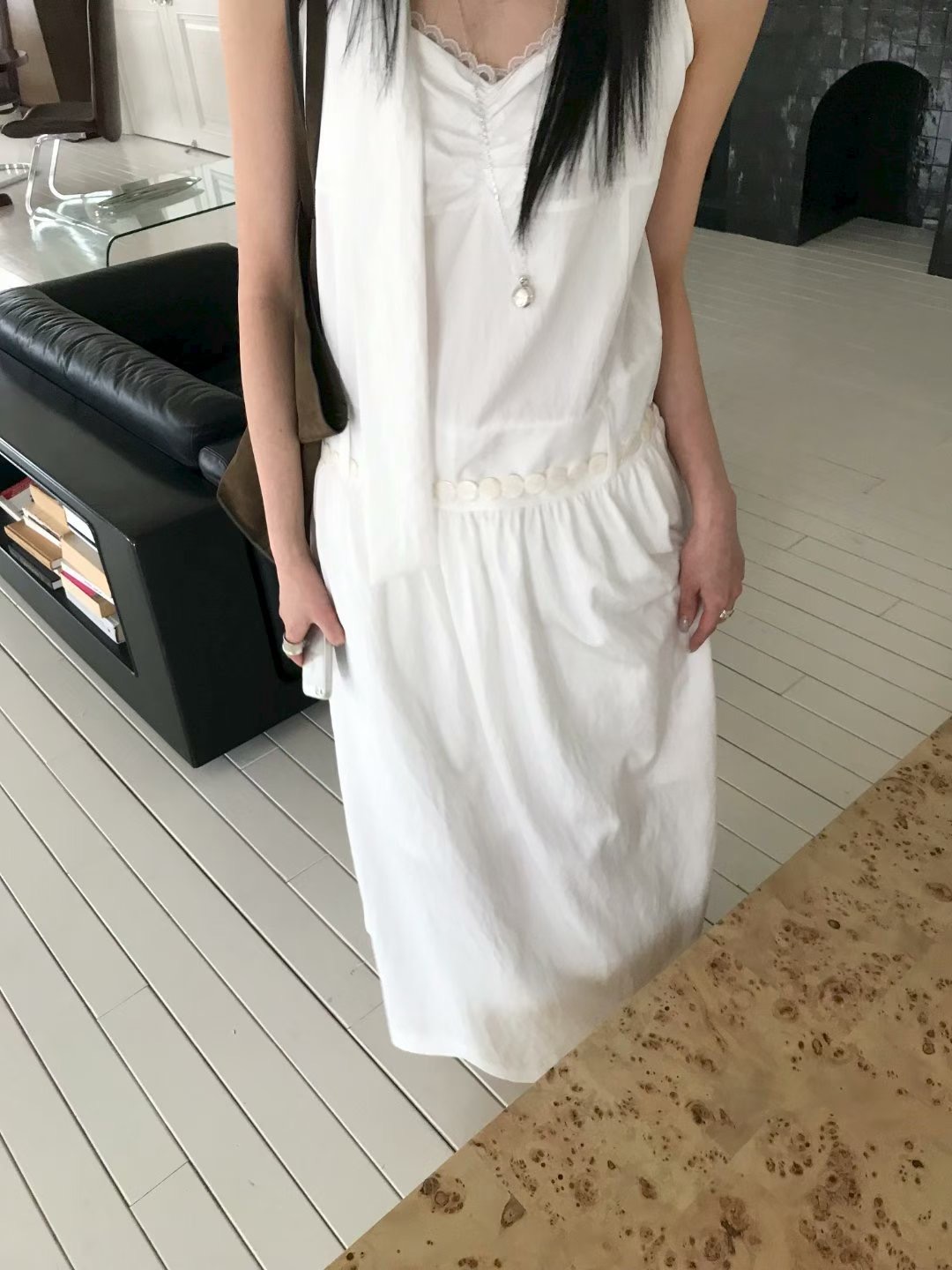 vlemma lace-trim-ruched-v-neck-maxi-dress 清冷風設計感洋裝連身裙 - 白