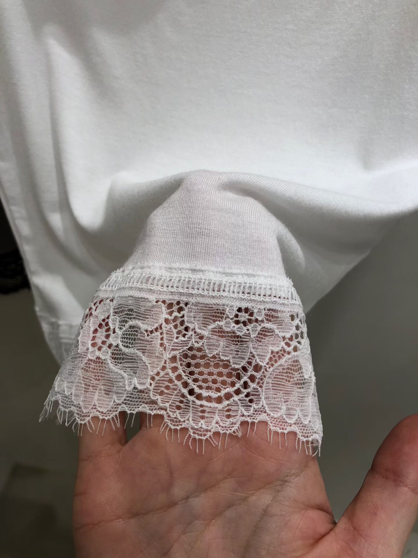 vlemma lace-trim-cami-top-ruched 極簡設計感針織上衣襯衫 - 白