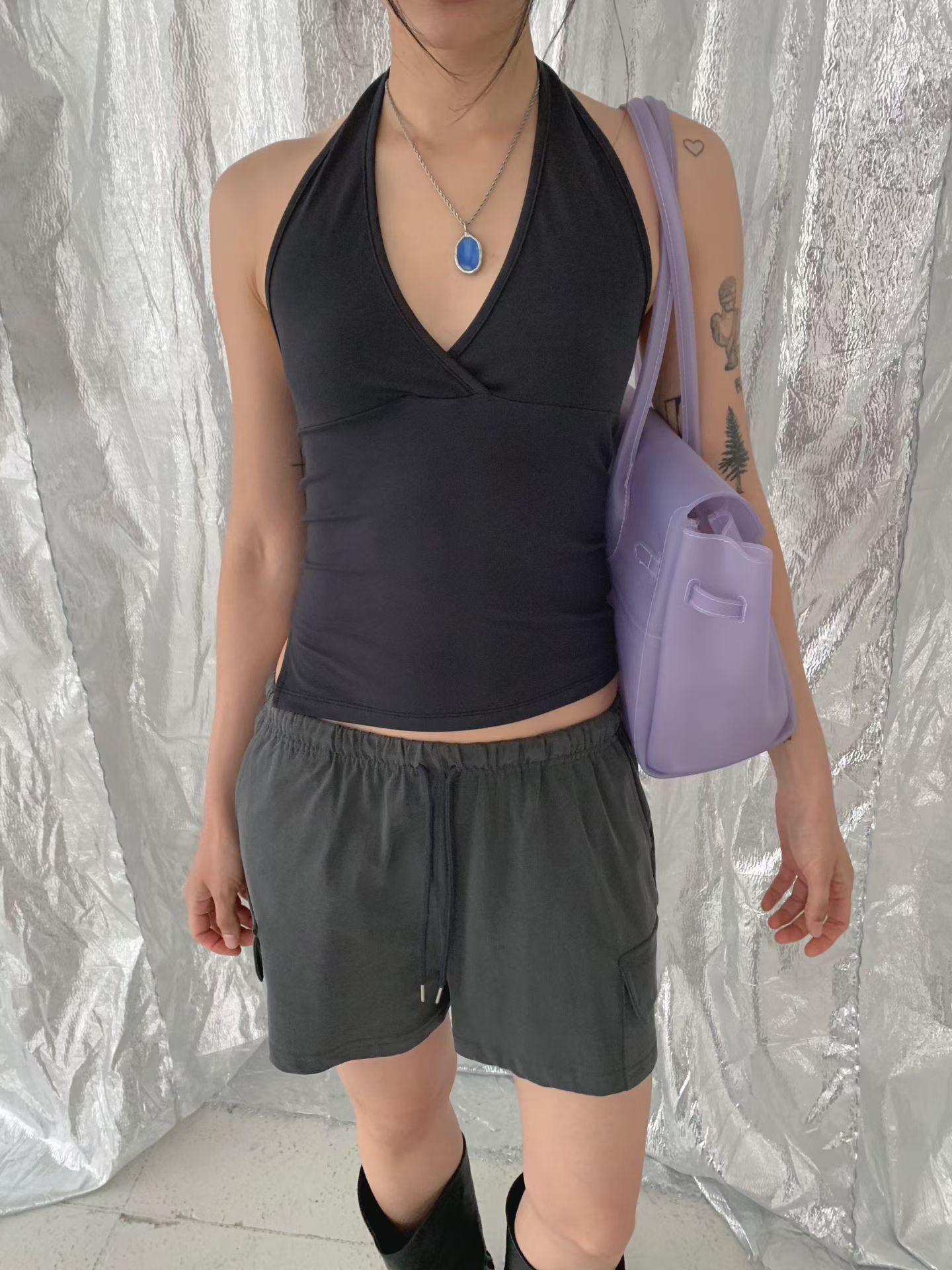 vlemma v-neck-halter-backless-top 極簡設計感針織上衣襯衫 - 黑