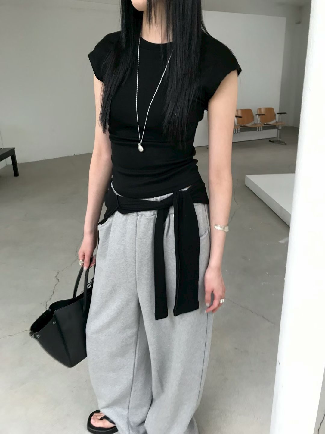 vlemma cutout-backless-cap-sleeve-top 極簡設計感針織上衣襯衫 - 灰