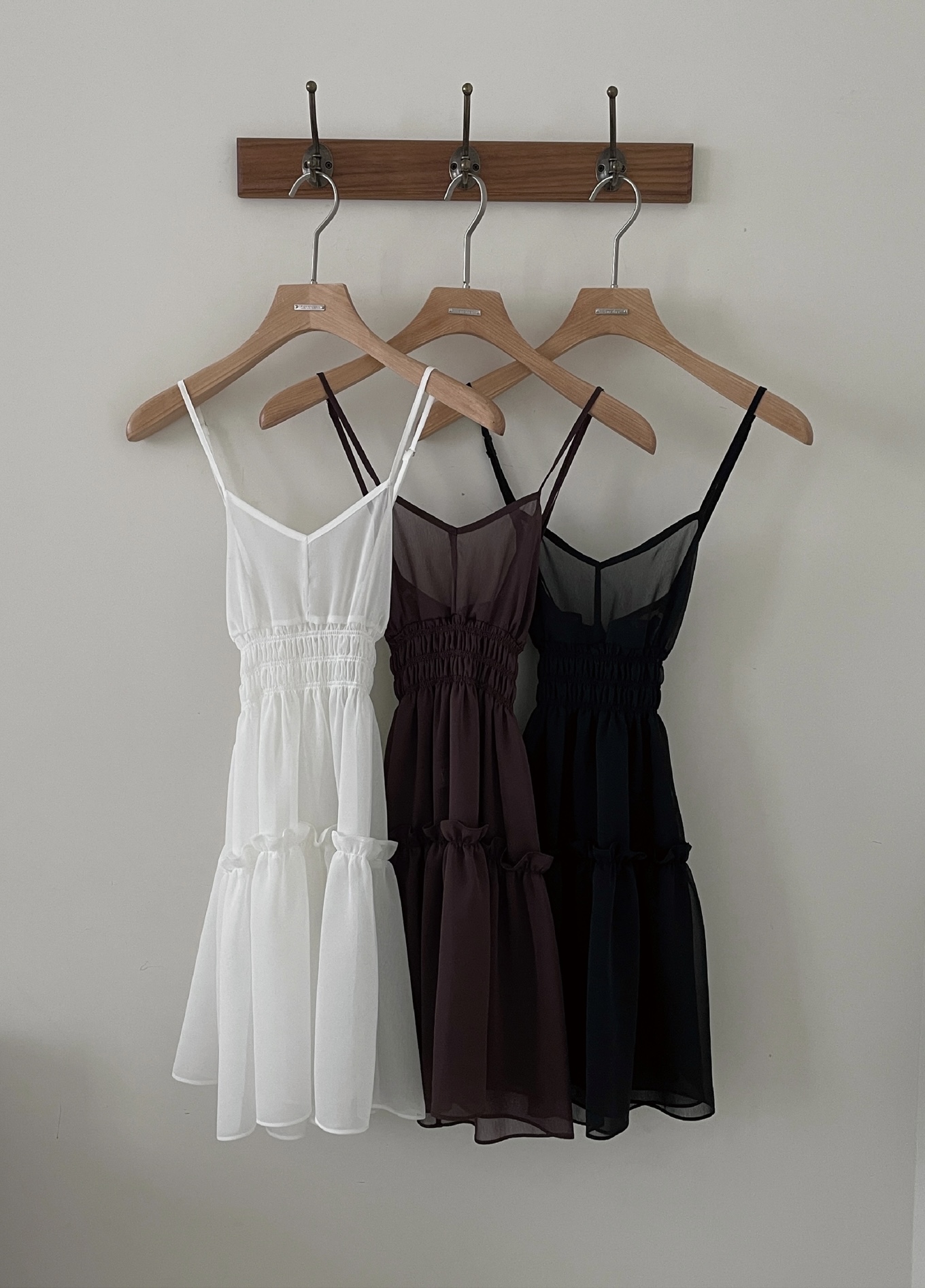 vlemma ruffled-tiered-backless-chiffon-sundress 清冷風設計感洋裝連身裙 - 酒紅