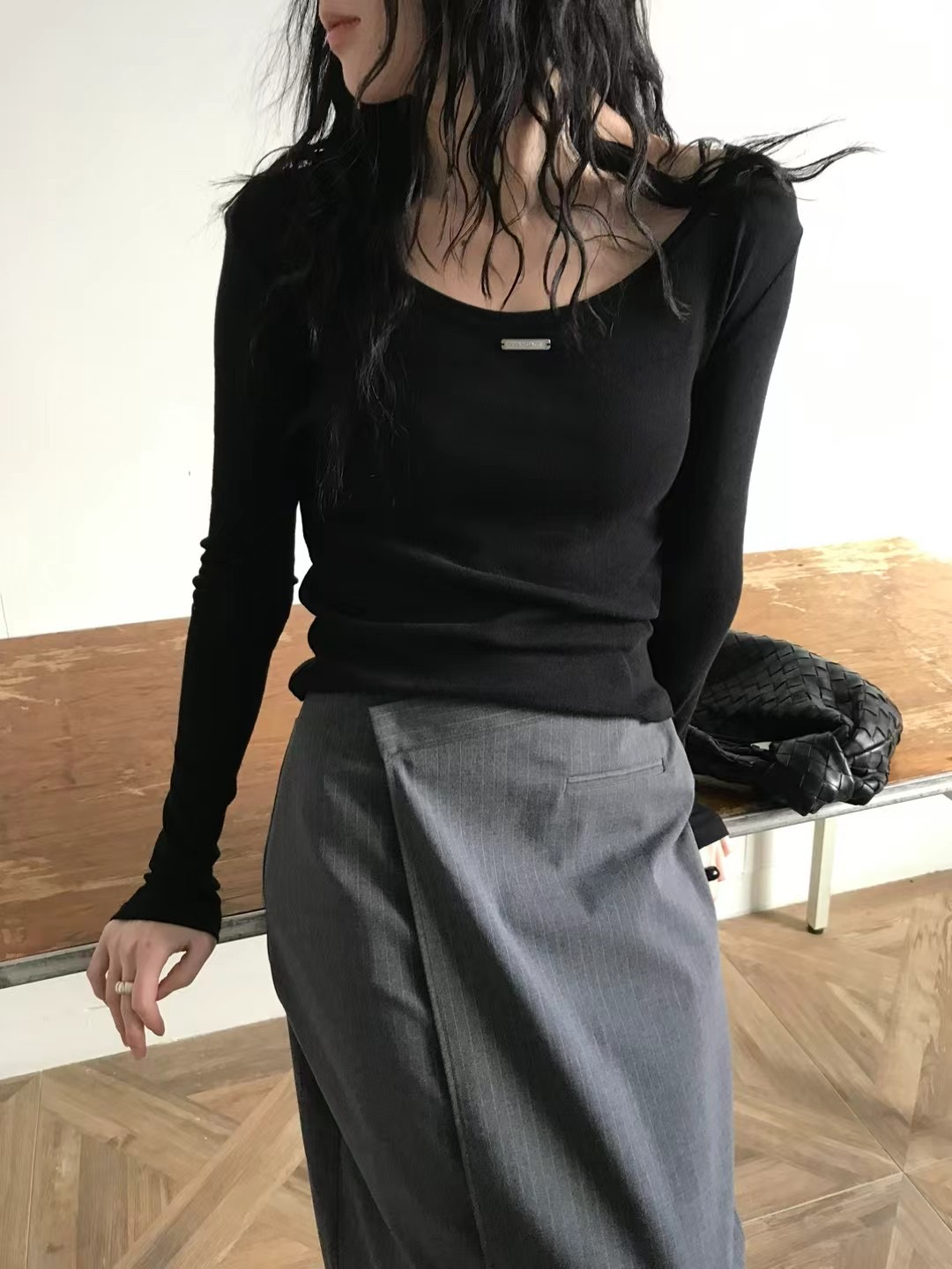 vlemma minimalist-reversible-long-sleeve-tee 極簡設計感針織上衣襯衫 - 深灰