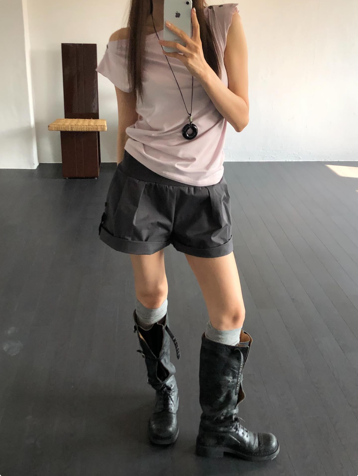 vlemma korean-draped-boat-neck-sleeveless-top 極簡設計感針織上衣襯衫 - 白
