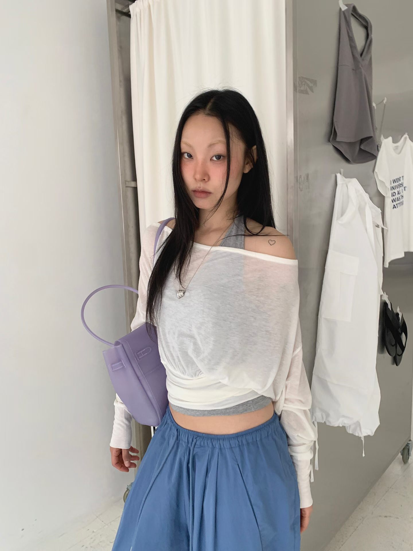 vlemma tencel-wool-backless-long-sleeve 極簡設計感針織上衣襯衫 - 白