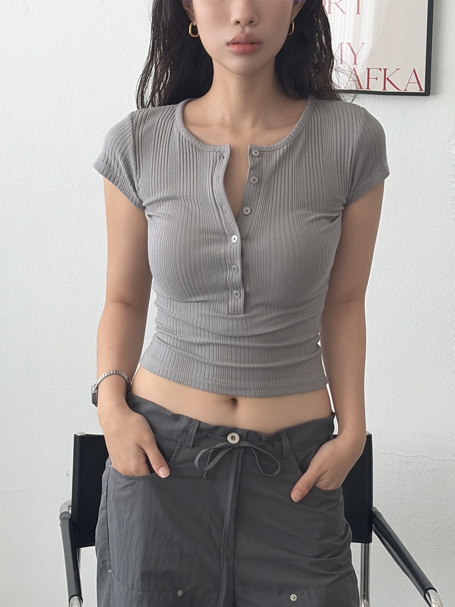 vlemma y2k-slim-fit-henley-crop-top 極簡設計感針織上衣襯衫 - 白