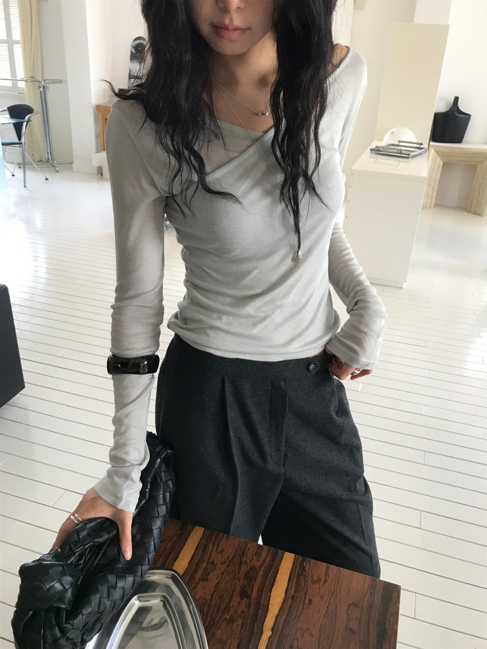 vlemma wool-blend-v-neck-drop-shoulder-top 極簡設計感針織上衣襯衫 - 深灰