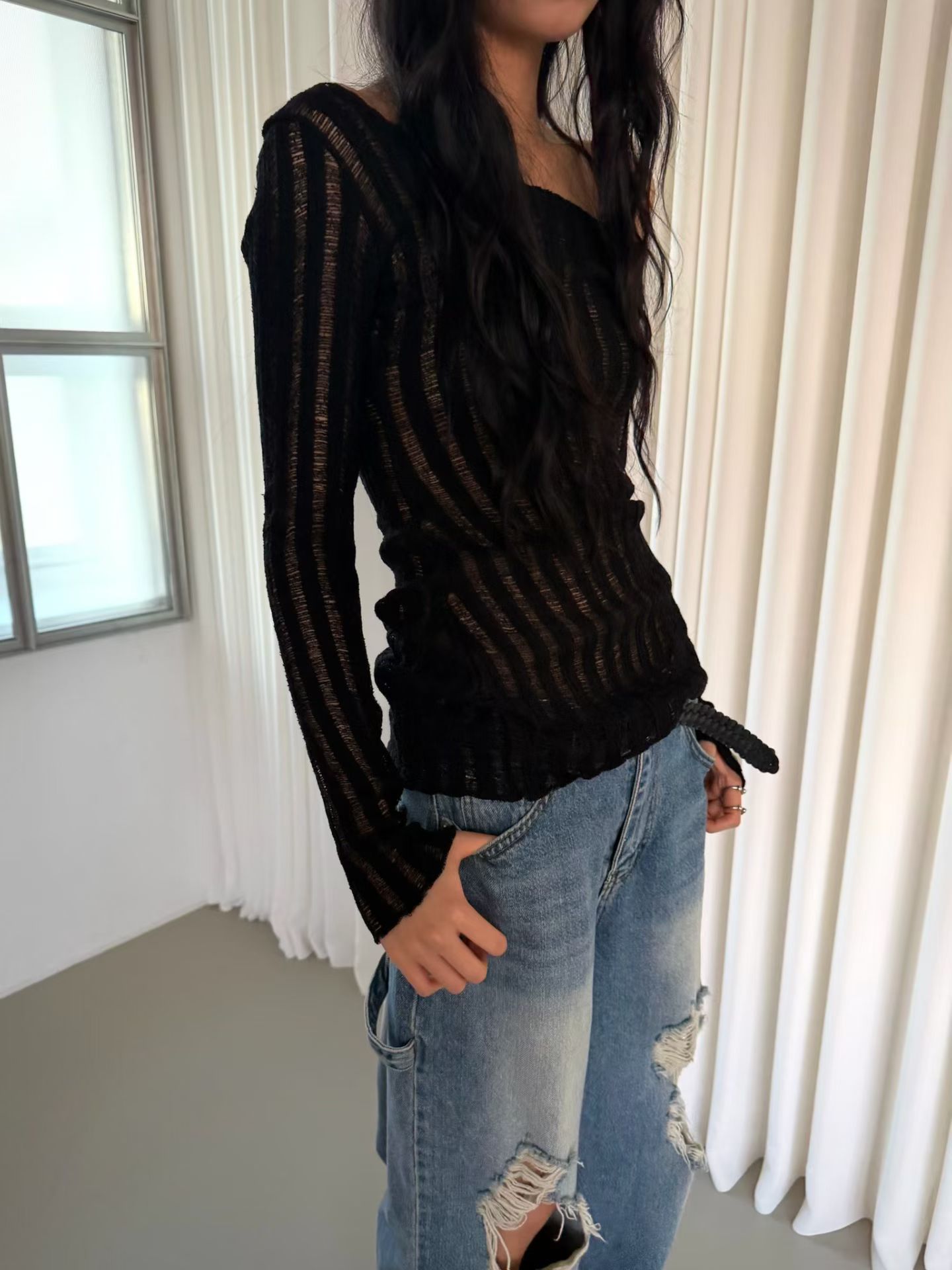 vlemma sheer-textured-off-shoulder-knit-top 極簡設計感針織上衣襯衫 - 白