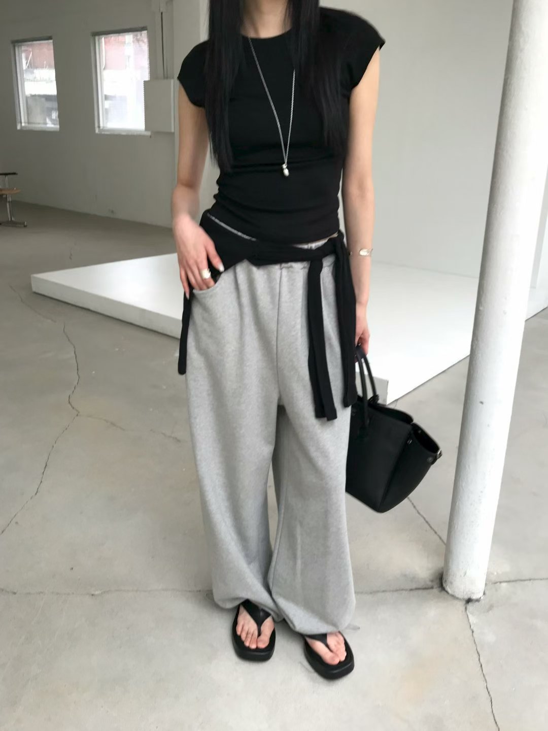 vlemma cutout-backless-cap-sleeve-top 極簡設計感針織上衣襯衫 - 灰
