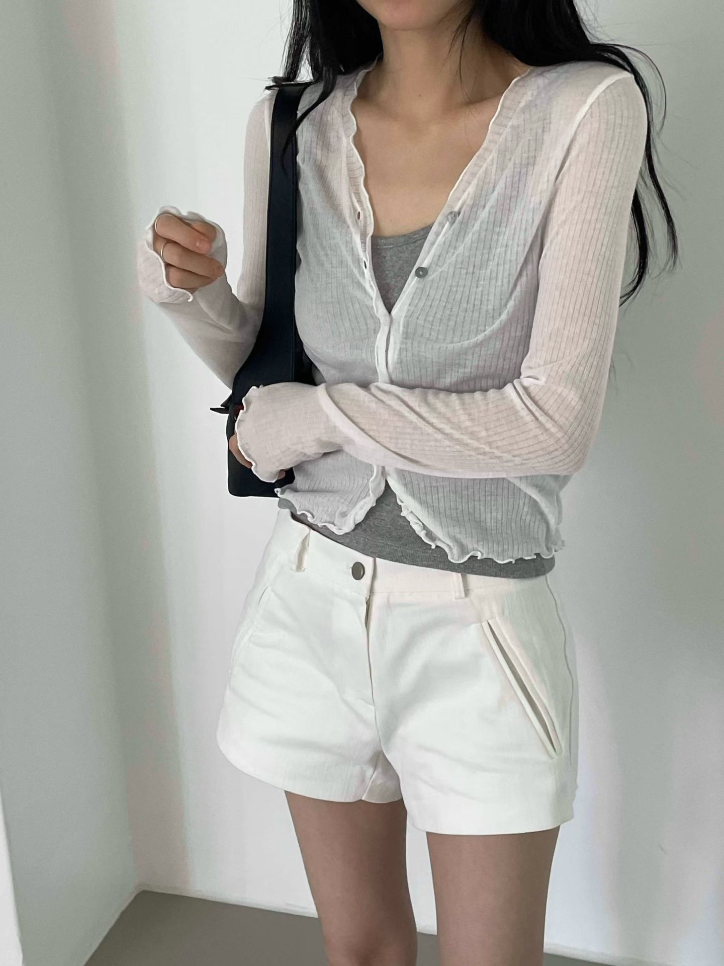 vlemma design-ruched-lettuce-trim-sheer-top 清冷風設計感大衣外套 - 白